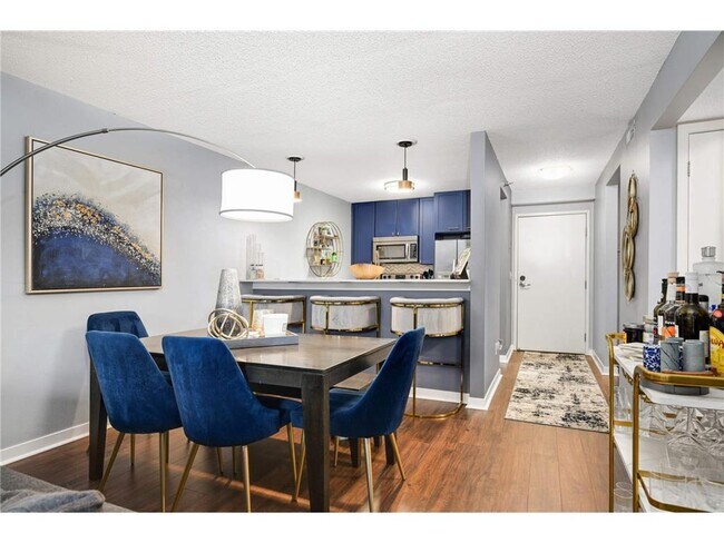 48 Groveland Terrace in Minneapolis, MN - Building Photo - Building Photo