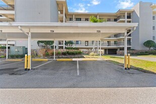 8150 Brent St in Port Richey, FL - Building Photo