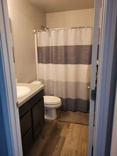 925 SW Crested St in Mountain Home, ID - Building Photo - Building Photo