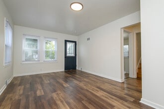 9424 W Lisbon Ave in Milwaukee, WI - Building Photo - Building Photo