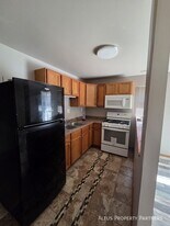 926 Greenwood Ave in Ford Heights, IL - Building Photo