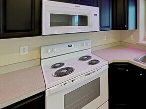 3721 Lake Vista Dr in Saratoga Springs, UT - Building Photo - Building Photo