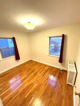 81-35 251st St in Queens, NY - Building Photo - Building Photo