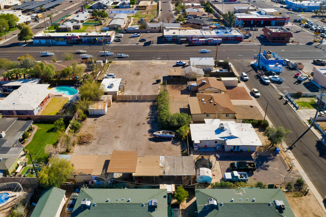 1830 W Indian School Rd in Phoenix, AZ - Building Photo