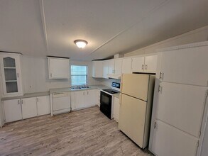 5143 S Knobhill Terrace in Homosassa, FL - Building Photo - Building Photo