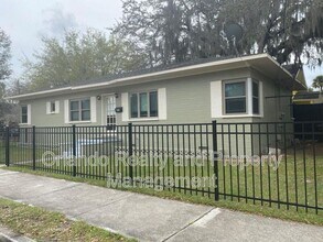 804 N Thornton Ave in Orlando, FL - Building Photo - Building Photo