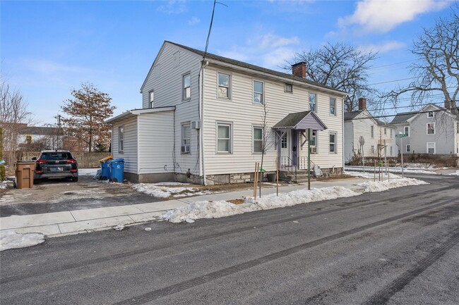 120 Prospect St in Kingston, NY - Building Photo - Building Photo