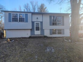 3910 W Verner Dr in Peoria, IL - Building Photo