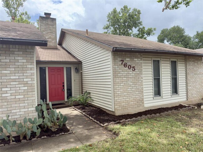 7605 West Gate Blvd in Austin, TX - Building Photo - Building Photo
