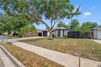 4216 Goldcrest Ave in McAllen, TX - Building Photo - Building Photo