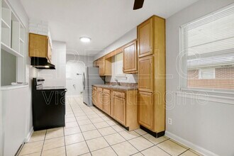 3224 Patricia Dr in Louisville, KY - Building Photo - Building Photo