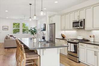 3207 Daisy Ln in San Luis Obispo, CA - Building Photo - Building Photo