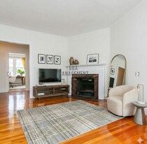 32 Shepard St, Unit 33 in Cambridge, MA - Building Photo