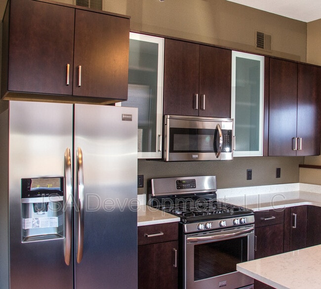 property at 611 Sycamore St