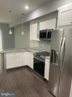 1529 W Stiles St-Unit -A in Philadelphia, PA - Building Photo