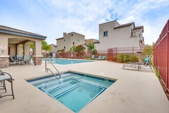 6990 Comiskey Park St in Las Vegas, NV - Building Photo - Building Photo