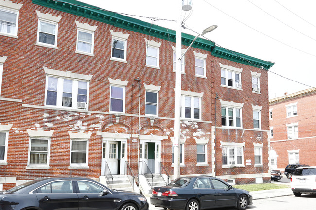 82 Bragdon St in Boston, MA - Foto de edificio - Building Photo