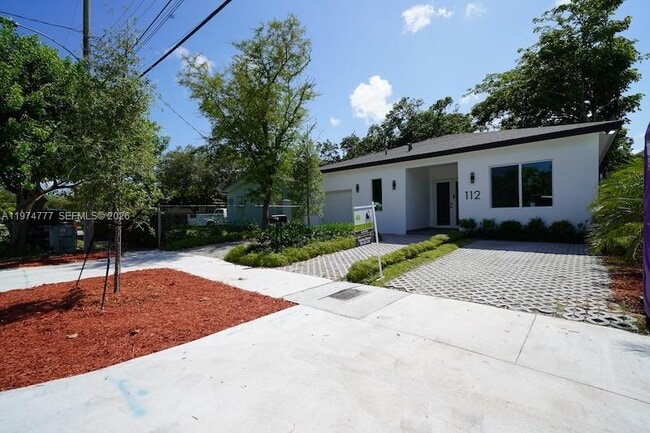 112 NW 24th Ct in Miami, FL - Building Photo - Building Photo