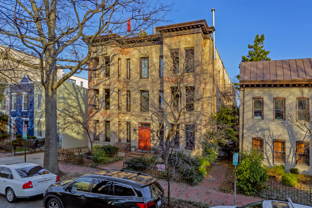 625 3rd St Ne in Washington, DC - Building Photo