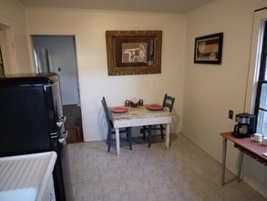 908 Chestnut St in Elizabeth City, NC - Foto de edificio - Building Photo