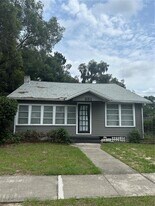 551 E 9th Ave in Mount Dora, FL - Building Photo
