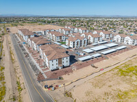 Alta Surprise in Surprise, AZ - Foto de edificio - Building Photo