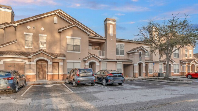 18023 Villa Creek Dr in Tampa, FL - Building Photo - Building Photo