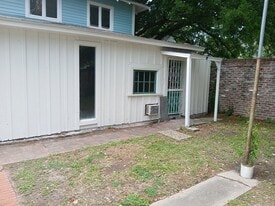 617 Lafayette St in Lafayette, LA - Building Photo
