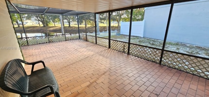 1251 SW 84th Terrace in Pembroke Pines, FL - Building Photo - Building Photo