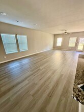 2288 Clf Spgs Dr in Heartland, TX - Building Photo - Building Photo