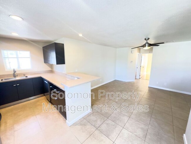 property at 714 N Freeman St