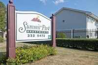 Summit Park Apartments in Memphis, TN - Foto de edificio - Building Photo