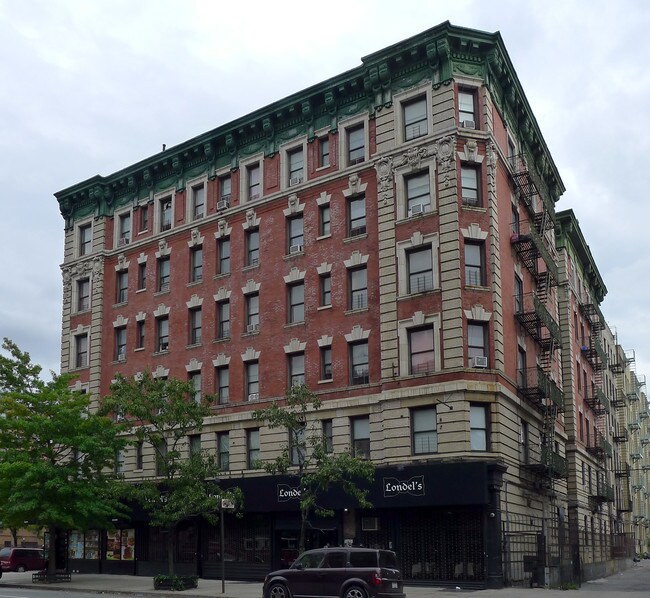 2620 Frederick Douglass Blvd in New York, NY - Foto de edificio - Building Photo