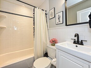 2331 Chesterfield Ave in Charlotte, NC - Building Photo - Building Photo