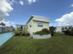 312 49th Ave W in Bradenton, FL - Building Photo - Building Photo