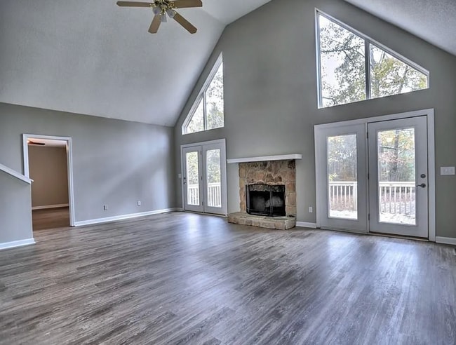 1075 Roper Rd in Canton, GA - Building Photo - Building Photo