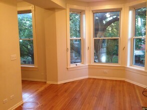 1238 N Campbell Ave in Chicago, IL - Building Photo - Building Photo