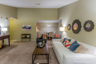 Somerset at Lakeland in Arlington, TN - Foto de edificio - Interior Photo