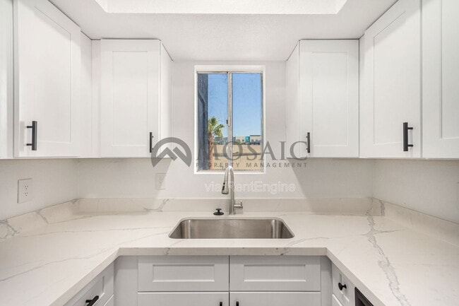 1215 E Lemon St in Tempe, AZ - Building Photo - Building Photo