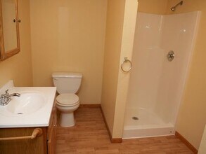 1093 25th Ave SE in Minneapolis, MN - Building Photo - Building Photo