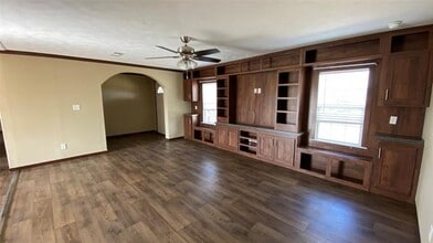 8578 Co Rd 502 in Blue Ridge, TX - Building Photo - Building Photo