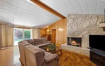 653 Cedar Ave in Richland, WA - Building Photo - Building Photo