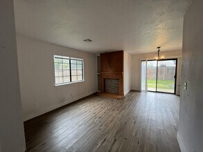 8879 Minnie Cir in Elk Grove, CA - Building Photo - Building Photo