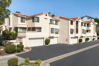 Day Break in La Mesa, CA - Foto de edificio - Building Photo