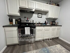 123.5 N Main St in Maryville, MO - Building Photo