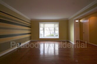 8072 Sleepy View Ln in Springfield, VA - Building Photo - Building Photo