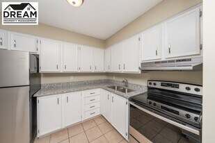 155 Front St N in Sarnia, ON - Building Photo