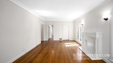 132 N La Peer Dr in Beverly Hills, CA - Building Photo - Building Photo