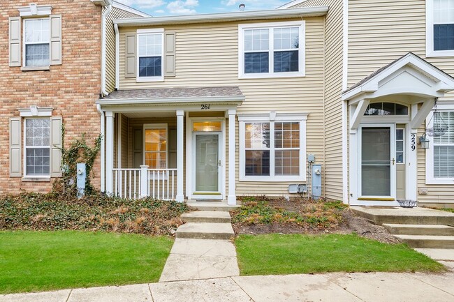 261 Springbrook Trail S