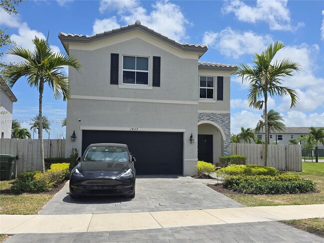 property at 1437 SE 27th Terrace